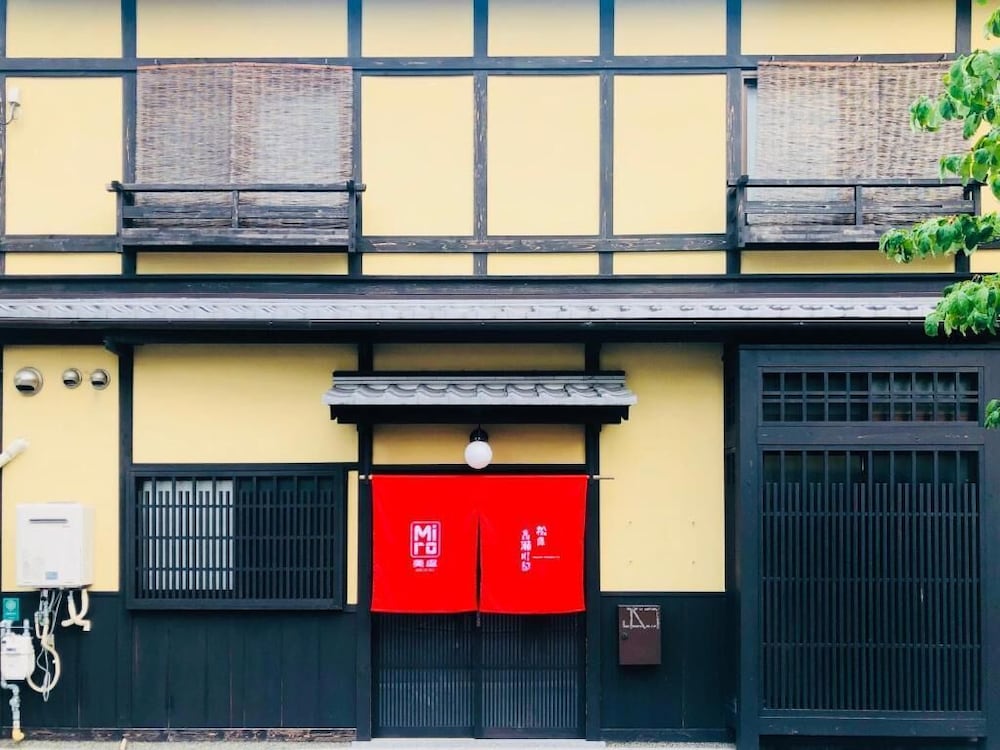 Miro Matsubara Takaseigawa Tei South