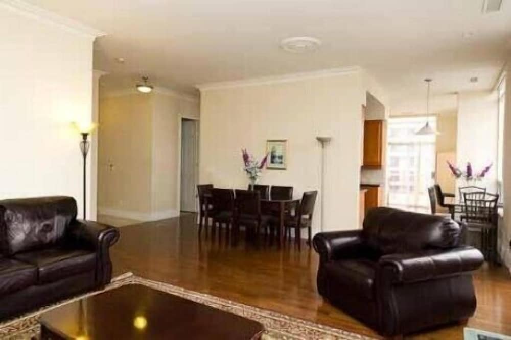 Luxury Penthouse Suite-4