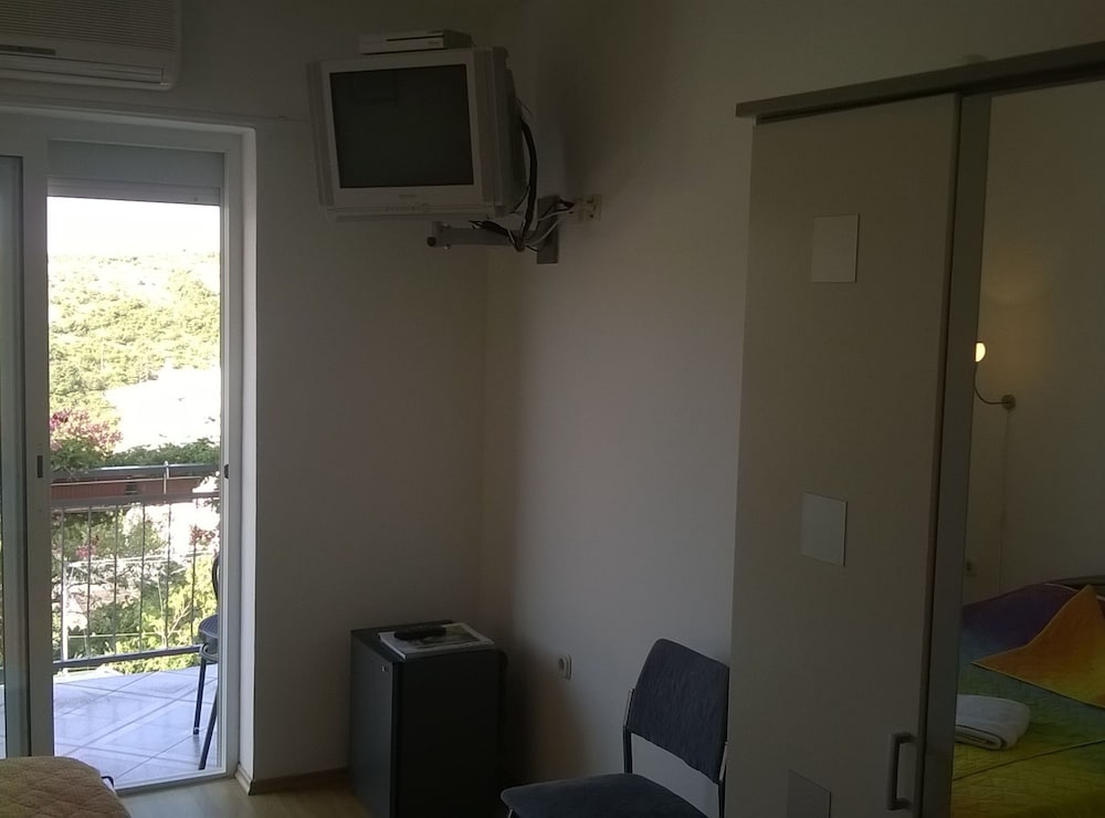 Apartments Bionda Senj