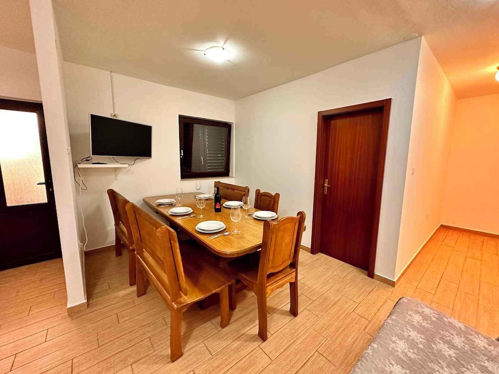 Apartmani Jaka
