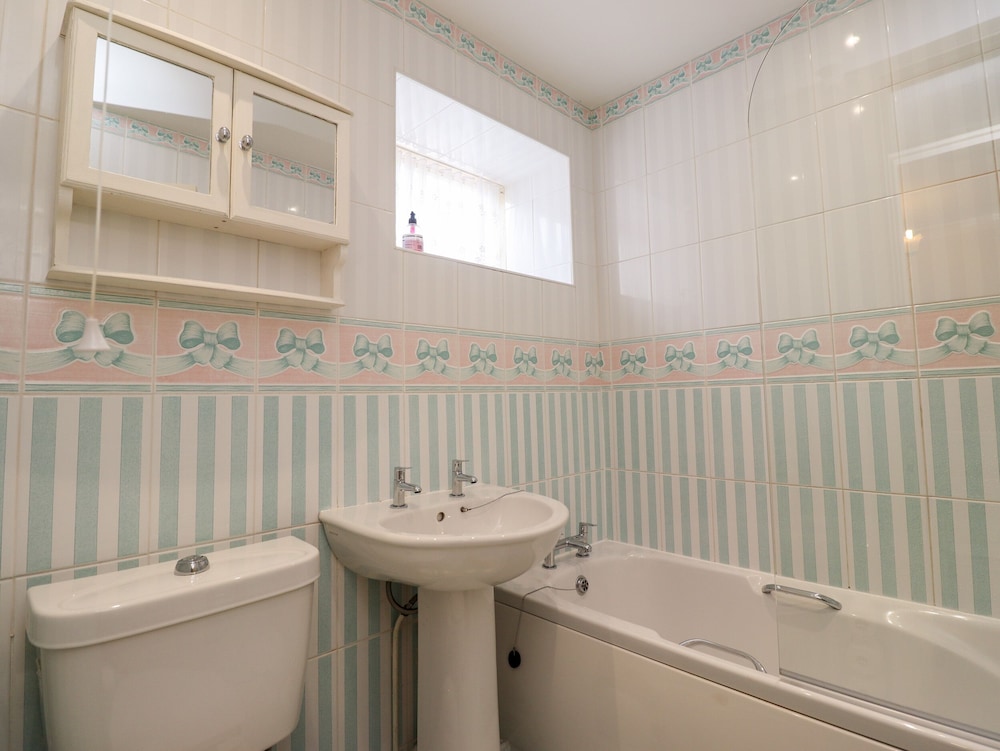 Aln Cottage