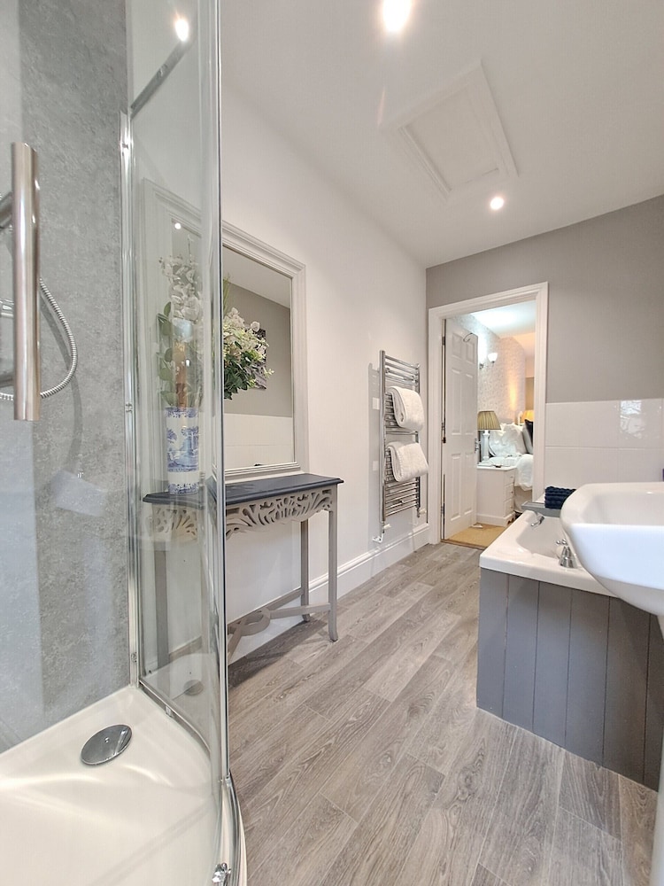 Ironbridge View Townhouse