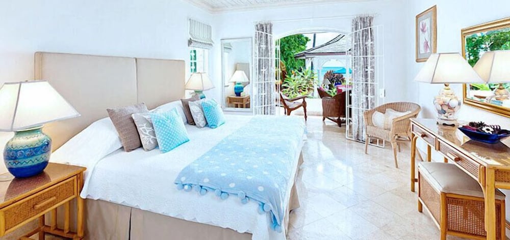 Emerald Beach 6 - Villa Cassia view 3