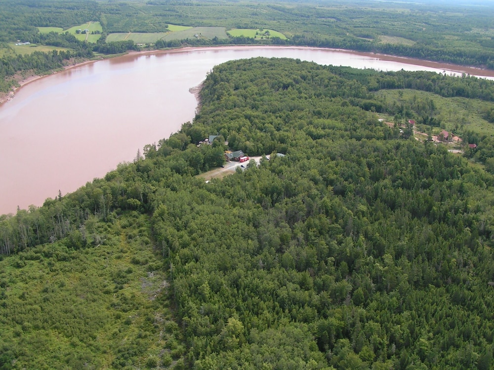 Tidal Bore Rafting Resort