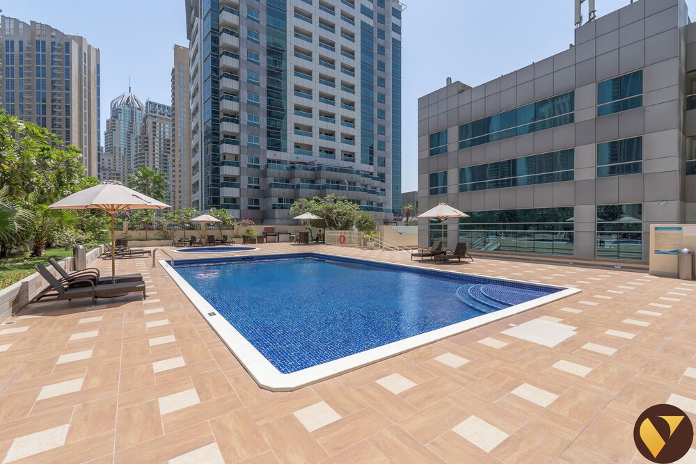 Diamond 5 Marina Walkable to Metro Beach