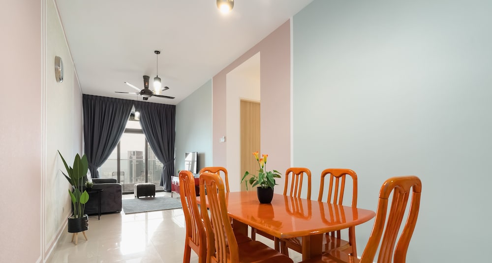 Legasi Kampung Bharu Guesthouse
