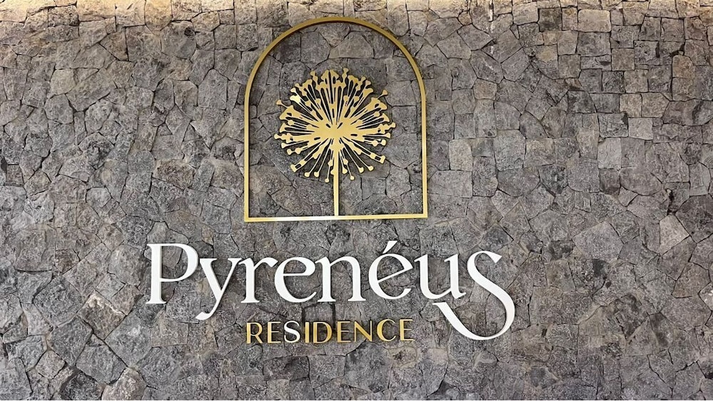 PYRENÉUS RESIDENCE