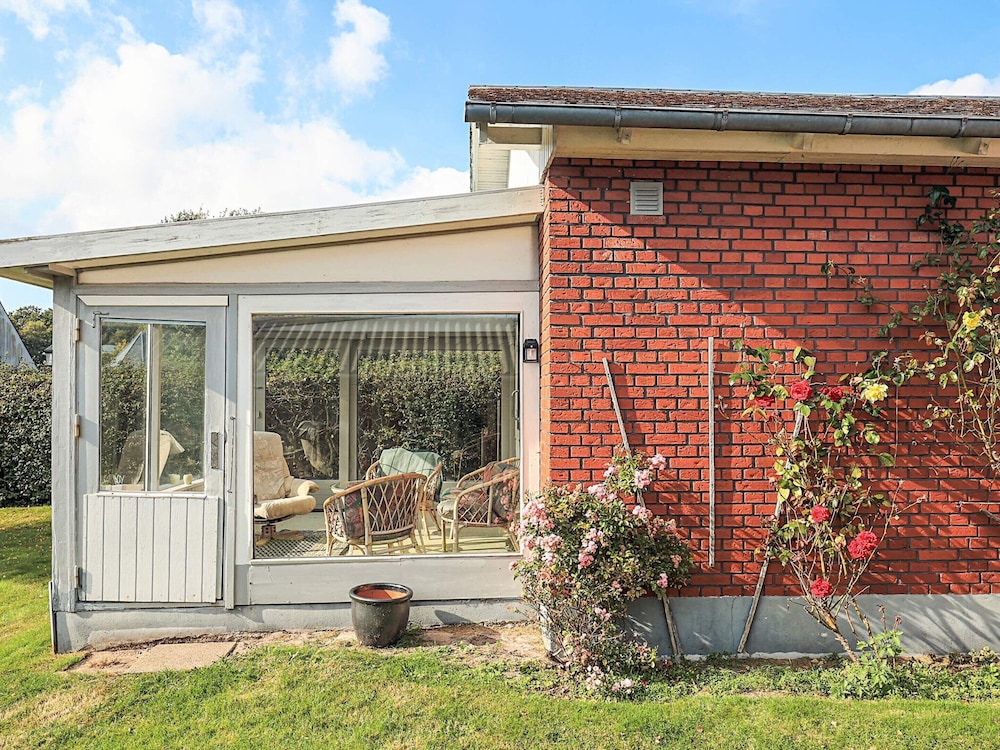 6 Person Holiday Home in Hals