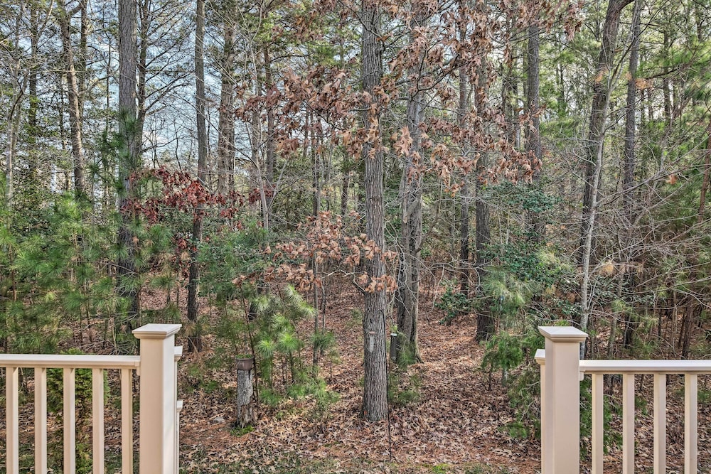 6 Mi to Bethany Beach: Family Home w/ BBQ & Yard view 3