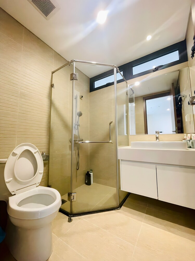 Mira Housing- Vinhome Skylake Luxury Apartment