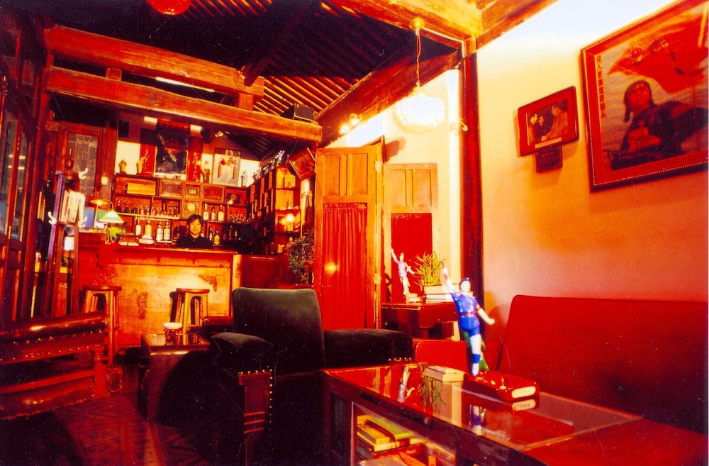 Red Capital Residence