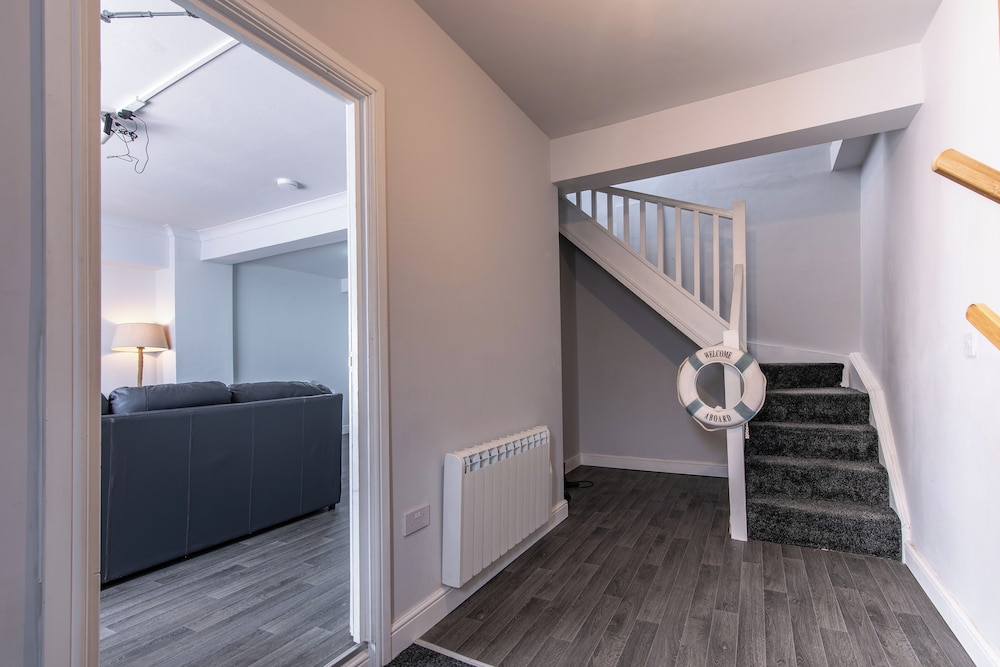 Maritime House II view 2