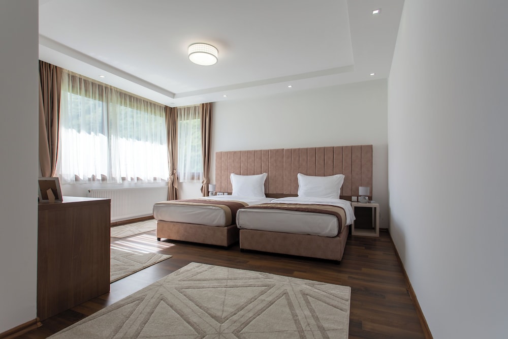 Malak Resort