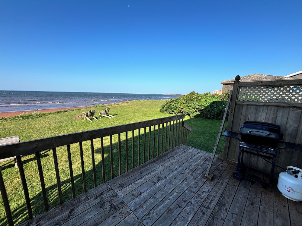 80 Oceanside Cottage