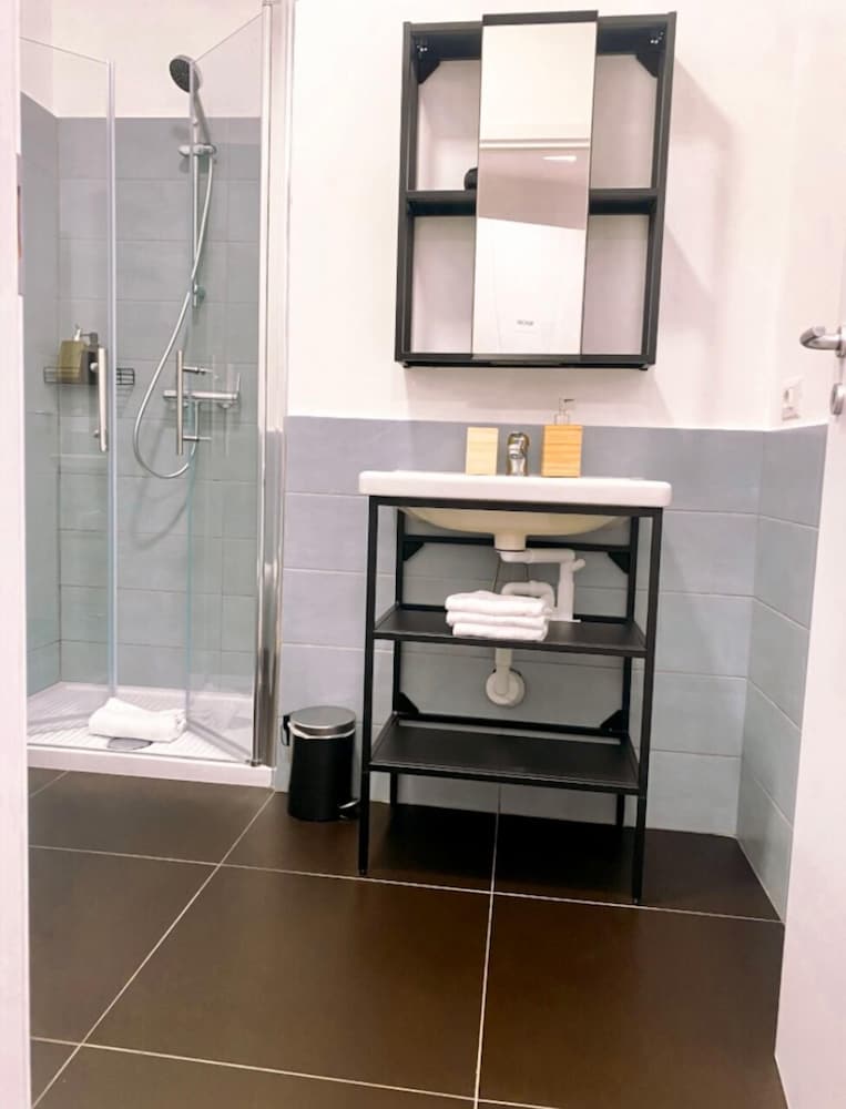 Lexie Suites Guesthouse photo 3