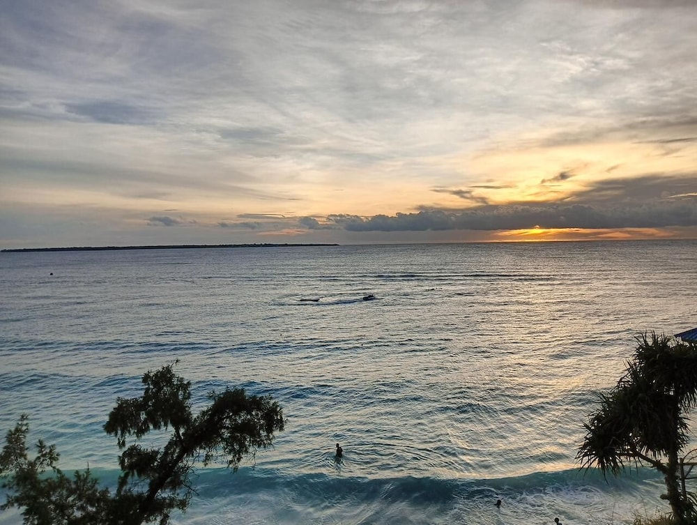 Casablanca Bira Resort