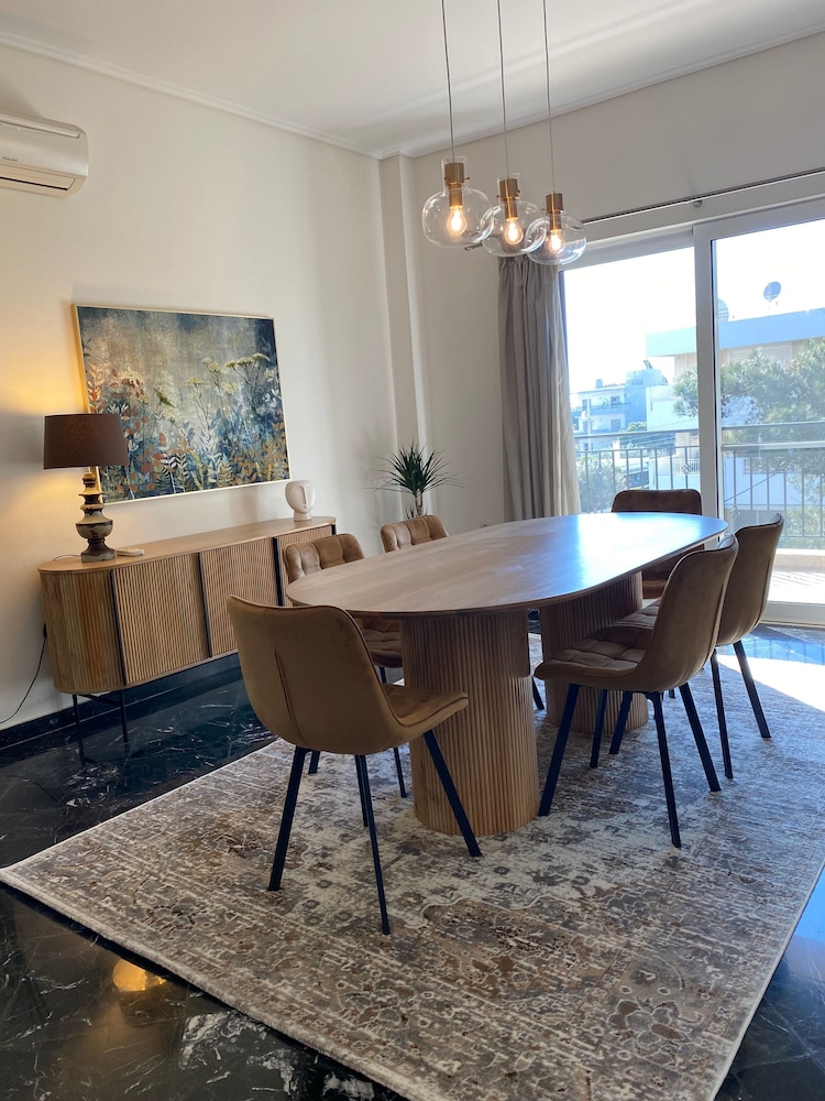 Spacious Glyfada Golf 4BR -near Beach Shops