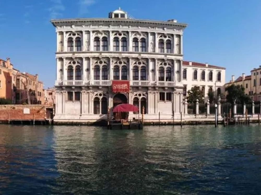 Swanky Apartment in Venice near Enjoy Bowling Alley view 4