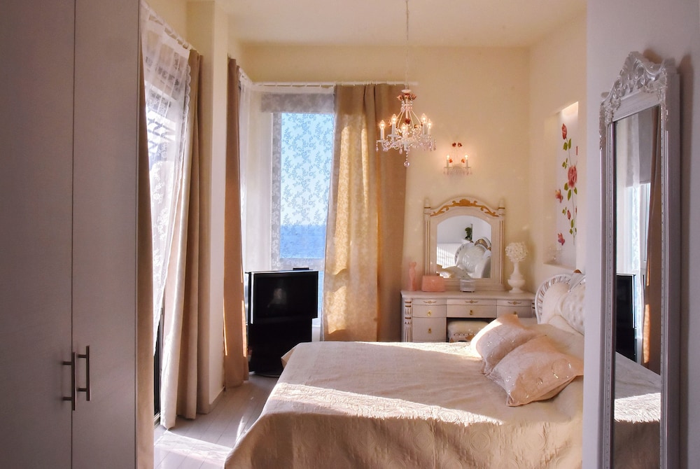 Beach Front Villa Maria photo 3