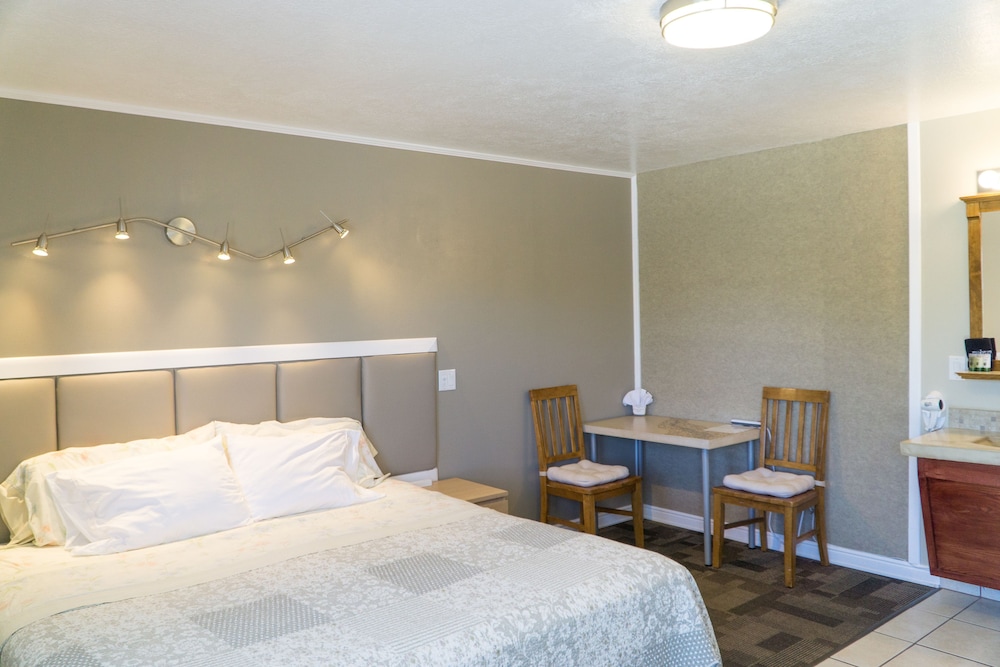 Bybee's Steppingstone Motel