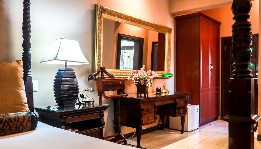 Caesars Guesthouse & Conference Centre