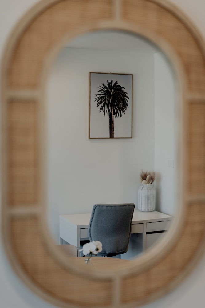 Cosy 1-bed With Pool, Gym ,parking