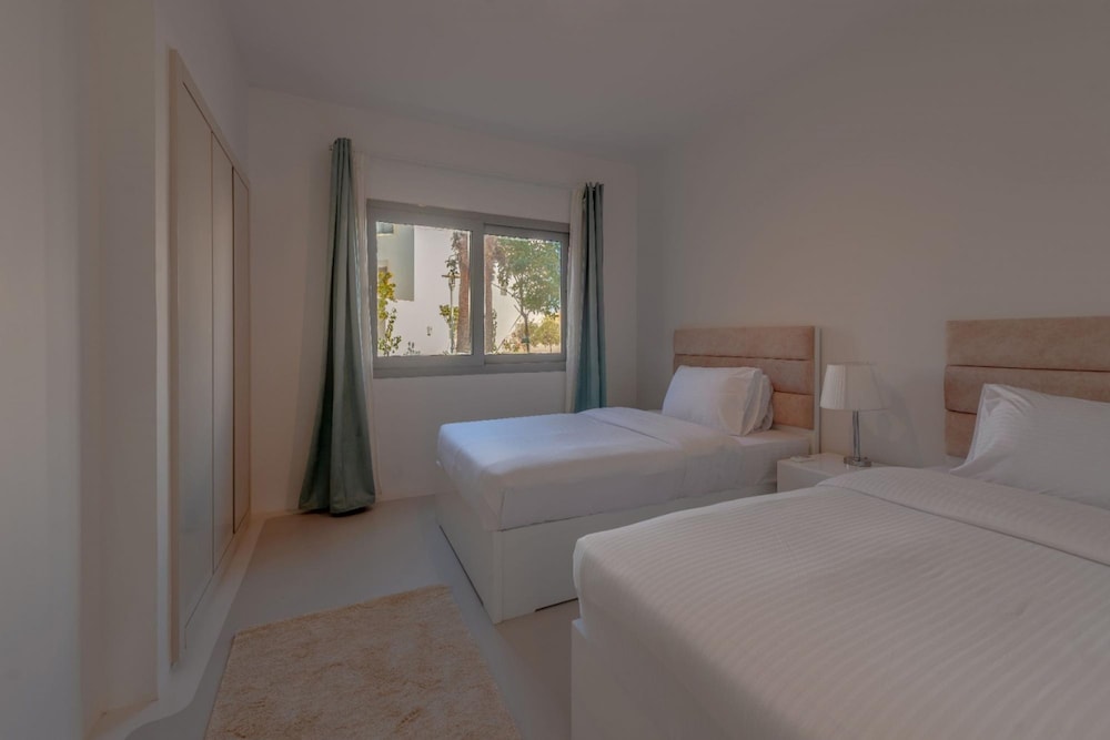 El Gouna Vacations - Vesta - Superior Apt - 3Br - Swan Lake - Property Image 9