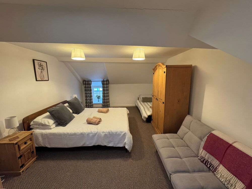 Weaver's Cottage
