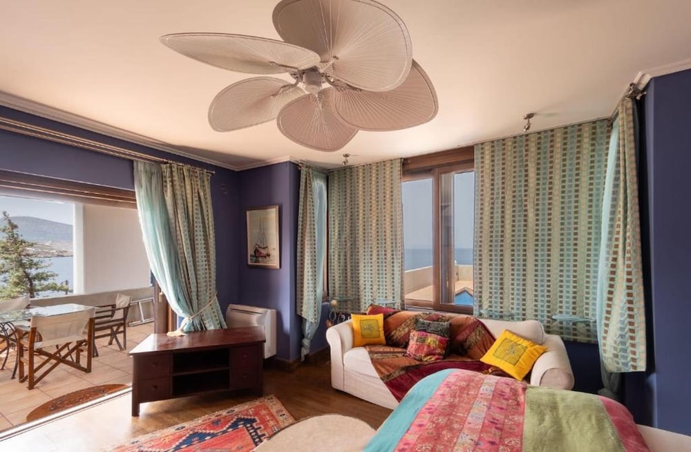 Villa Scorpio - Infinity Pool Endless Blue Escape photo 2