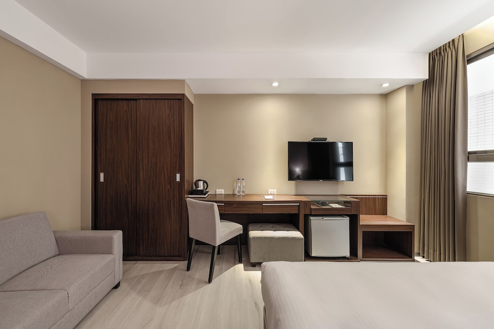 River inn ZihLi view 4