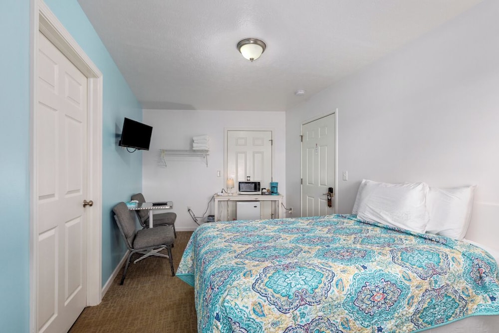 The Lakeview Motel