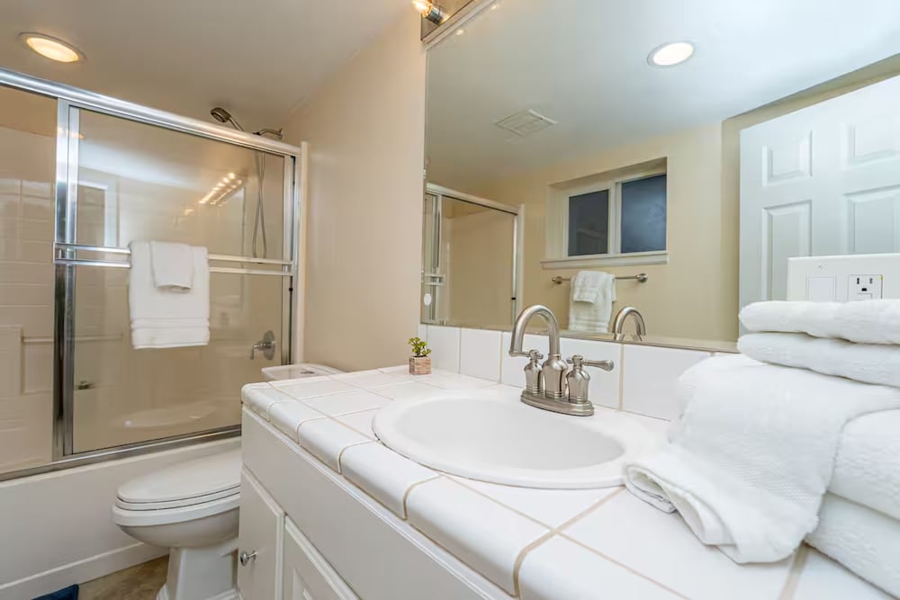 Mercer Island Escape Luxury Stay