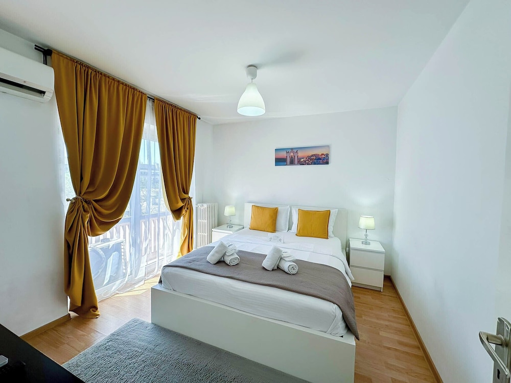 Sunrise Apartments City Center