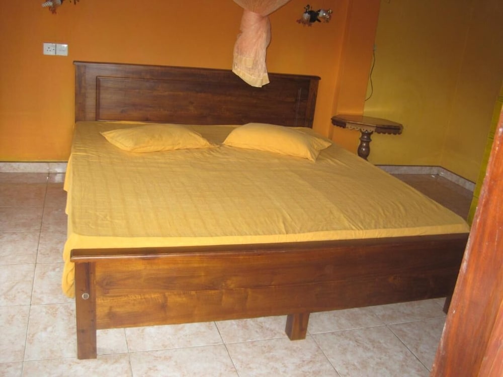 Ranith Villa in Tangalle, Sri Lanka Located 800 m From Goyambokka Beach view 2