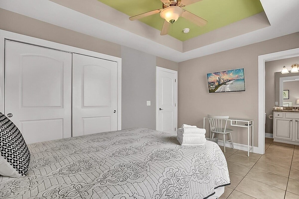 South Beach Cottages 2619 4 Bedroom Home