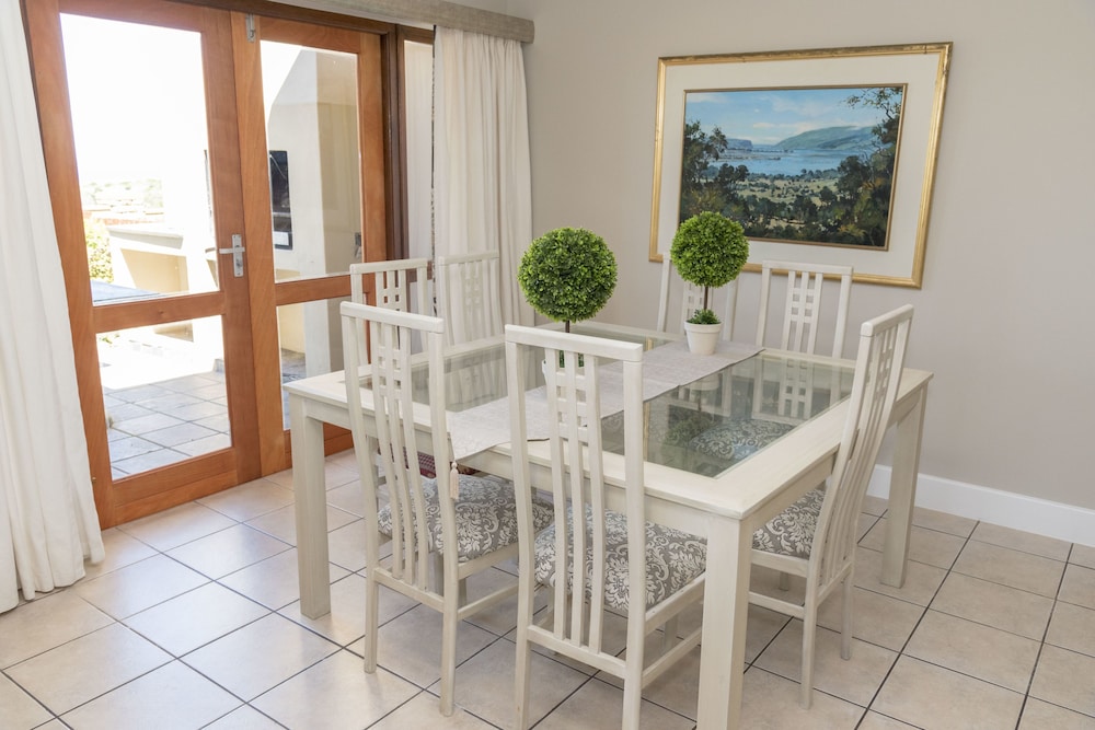 Villa 1