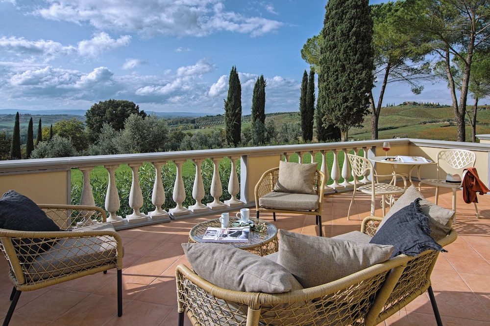 One Belvedere Tuscany