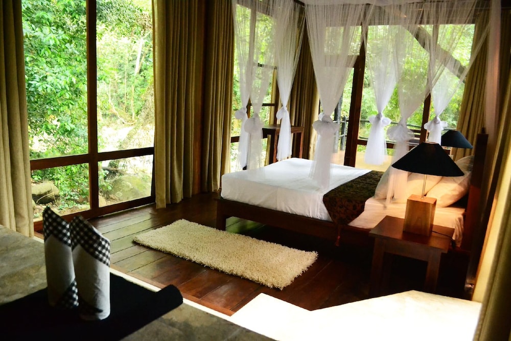 Clio Ella Resort