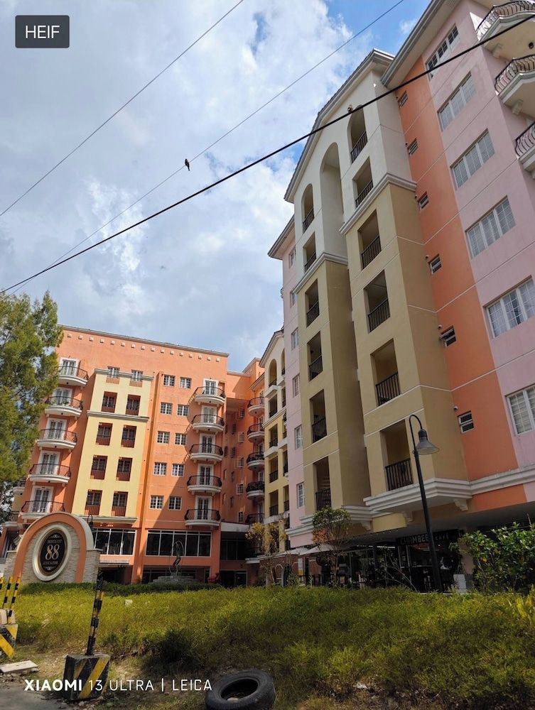 Luxhomme 3 Bed Condo With Balcony City Moutain View