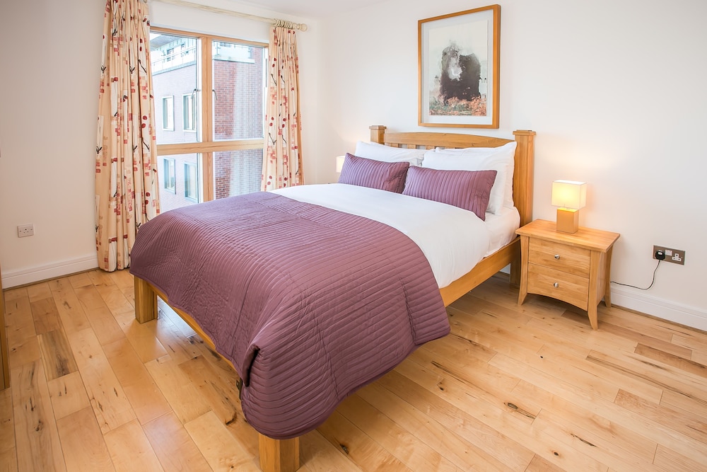 Grand Canal Square Apartments