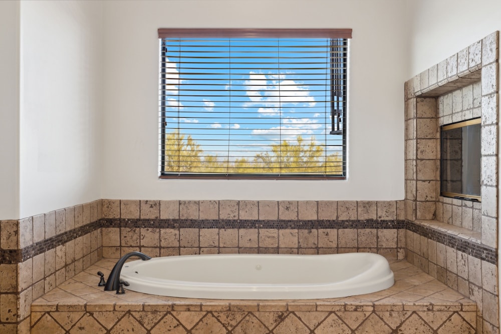 Sono - The Sonoran - Scottsdale - 16215 E Cavedale