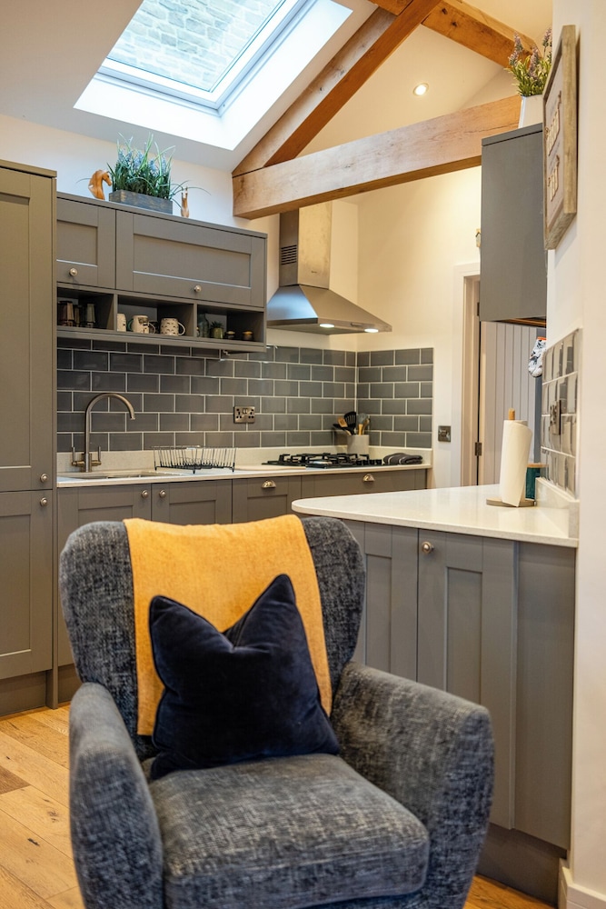 Beautiful 2 Bedroom Barn in Cerney Wick