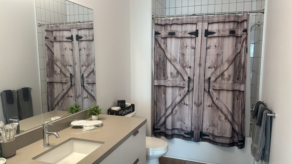 Premier Apts in Vibrant Downtown LA