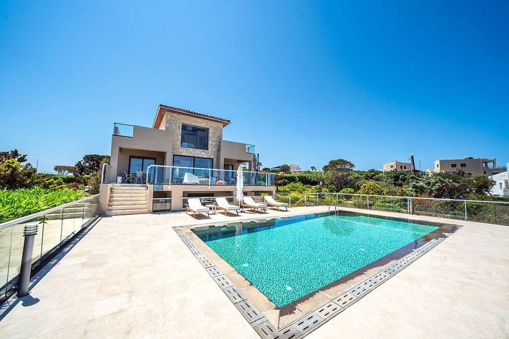 Tersanas Villas