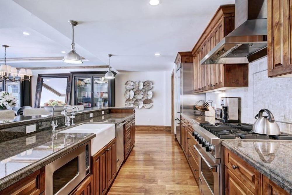 Platinum 2 Bedroom Vacation Rental in the Heart of Vail