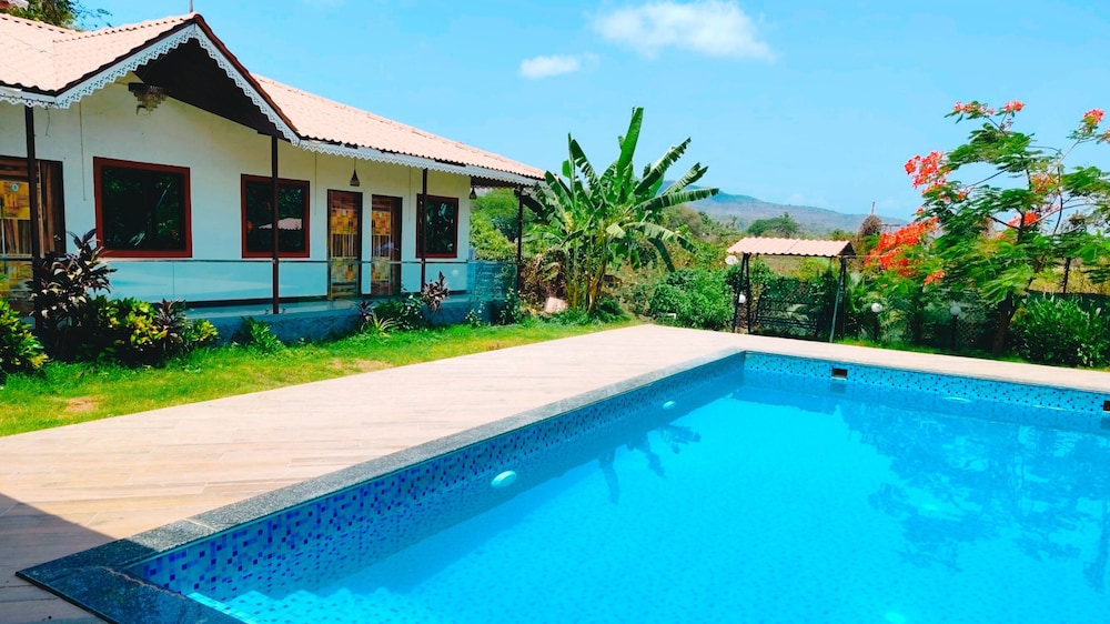 Shri Swami Krupa Holiday Resort