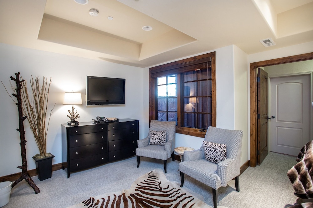 Stag Lodge at Deer Valley Resort - Seven Bedroom Residence with Spa #35 7 Condo