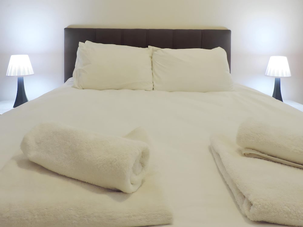 Modern Flat Near Center and Old Town in Antalya