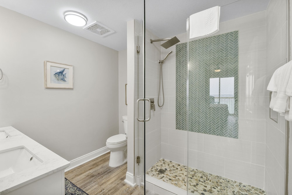 Calypso Beach Resort by Panhandle Getaways