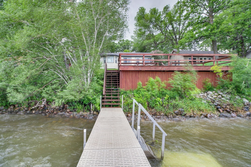 Lakefront Pelican Rapids Cabin w/ Boat Dock!